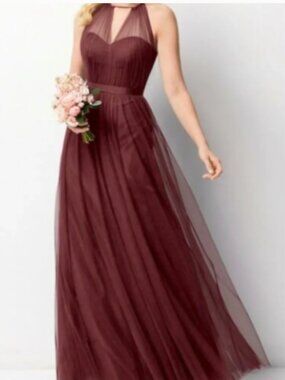 Bella Bridesmaid Dress WToo brand size 2 in color Maroon/Wine